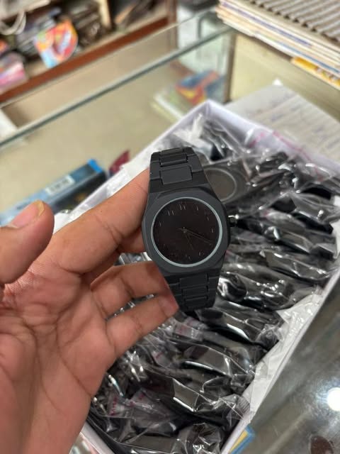 Aura watch